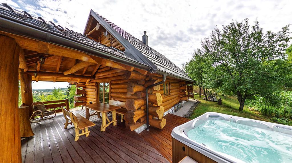 Bear'S Log Villa Selište Drežničko Eksteriør bilde